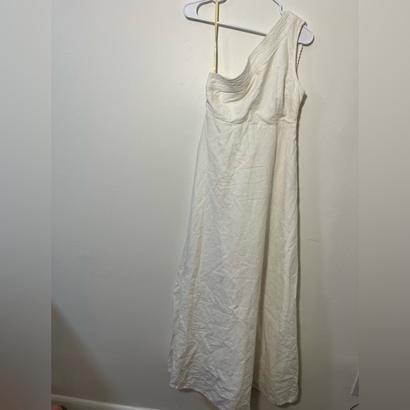 Farm Rio One-Shoulder Smocked A-Line Dress - Picture 5 of 9